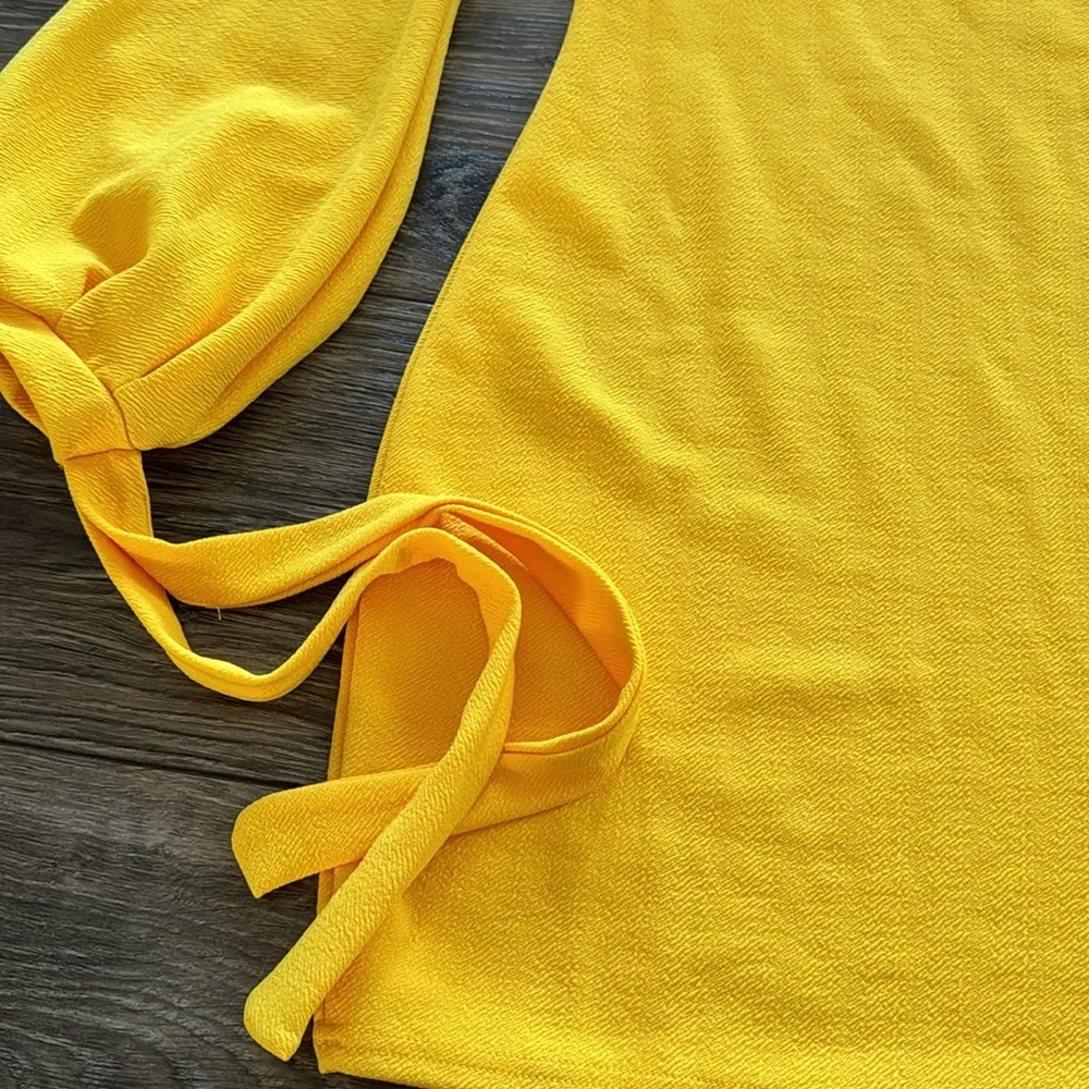 (SOLD)Yellow Dress - Picture 3 of 5